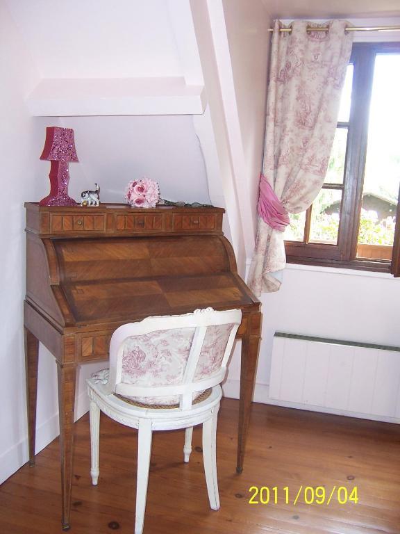 Aux Marguerites Villa Sainte-Genevieve-les-Gasny Bilik gambar